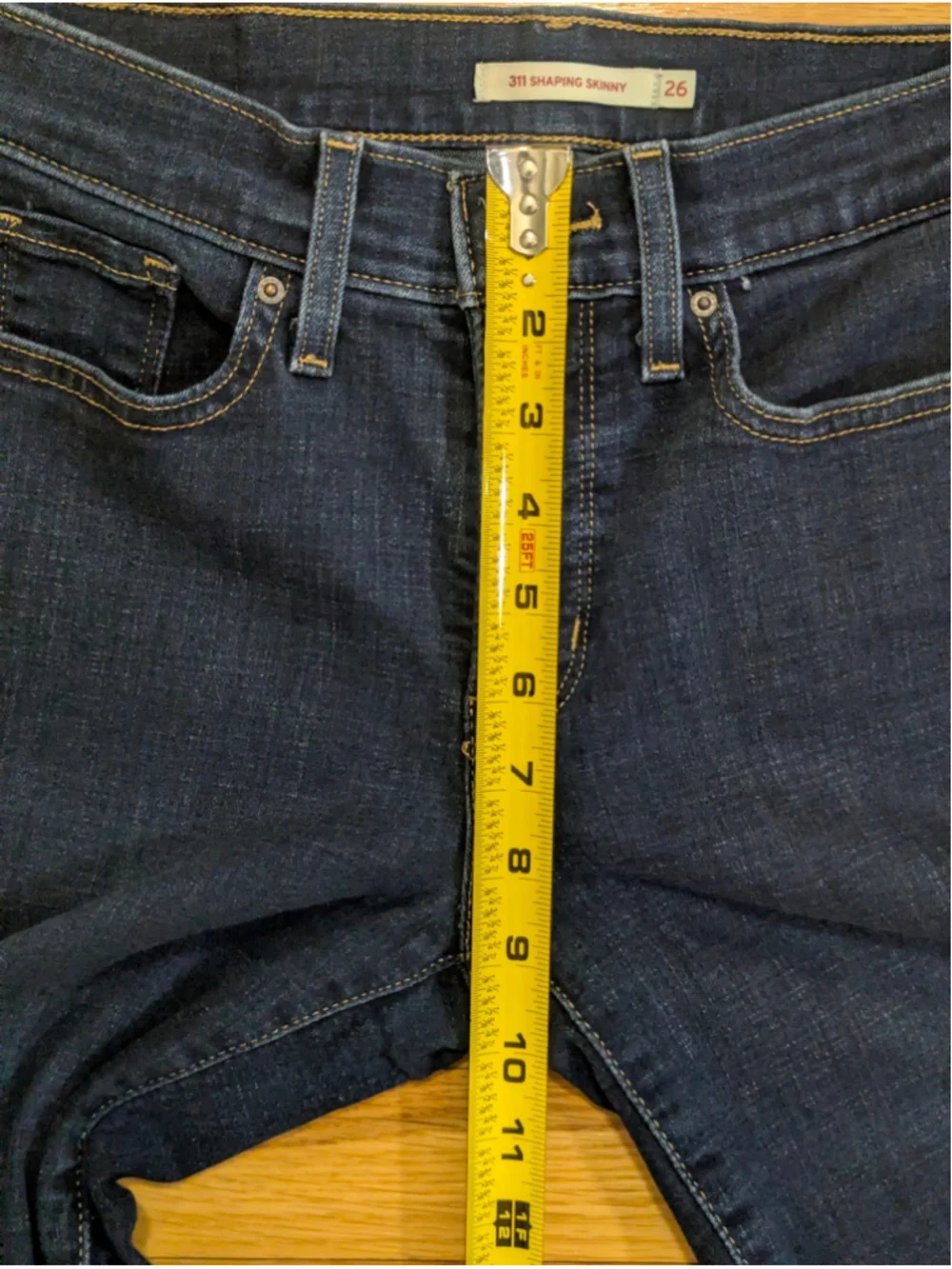 Levi's 311 Shaping Skinny Jeans Size 26